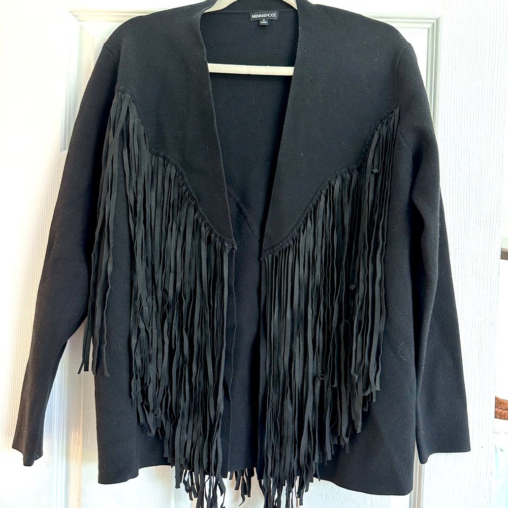 MINNIE ROSE OPEN FRINGE BLACK JACKET